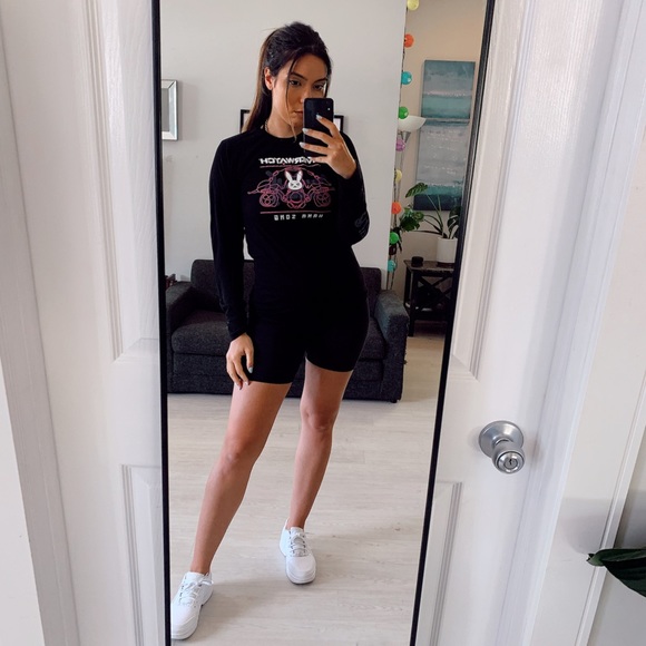 SOLD* D.va Overwatch Longsleeve - Picture 4 of 4